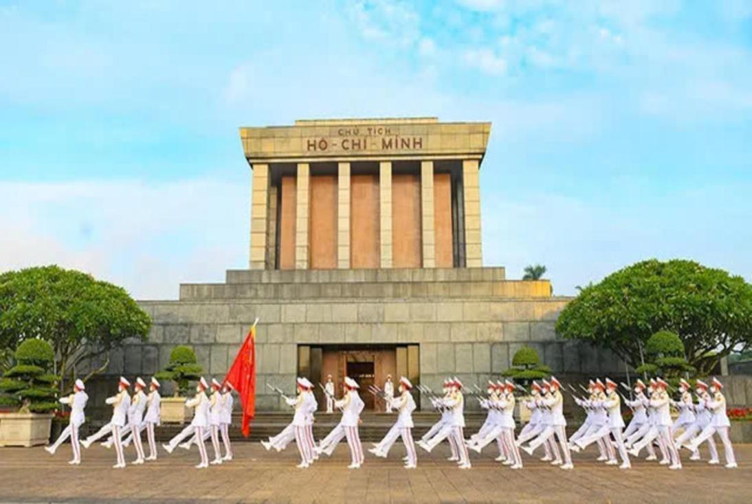 Lux Westlake Studio Hanoi Exterior photo